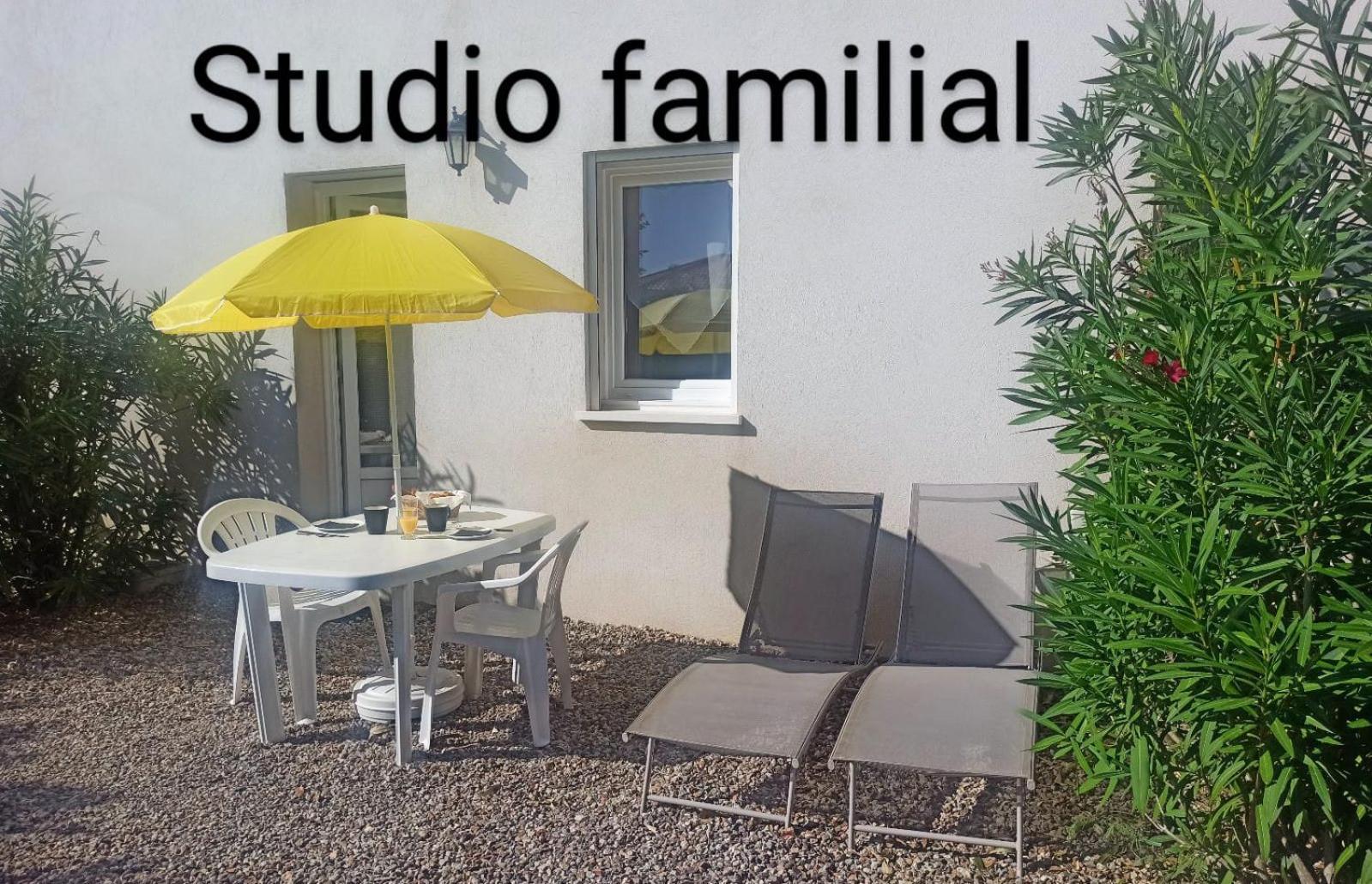 Studio Quietude แซงเตกูลฟ์ ภายนอก รูปภาพ